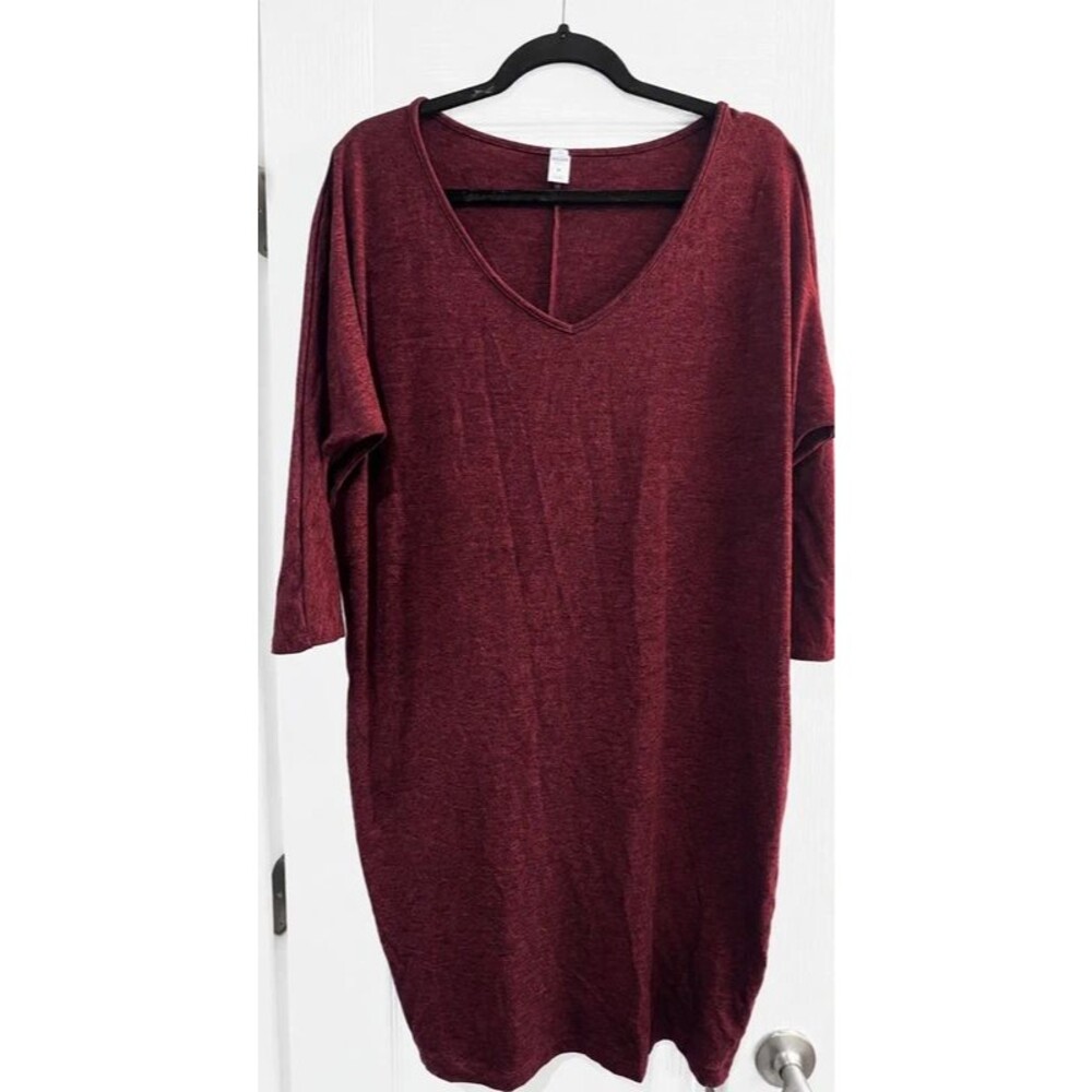 Old Navy Burgundy Heathered Knit Shift Dress Size Medium V-Neck 3/4 Sleeve